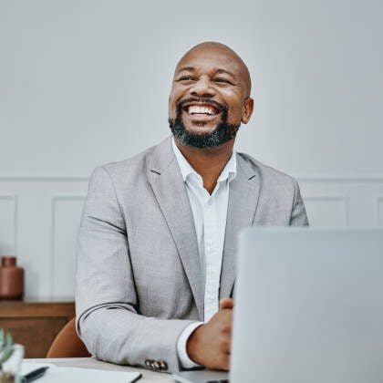 Customers of Kusla William Thompson​